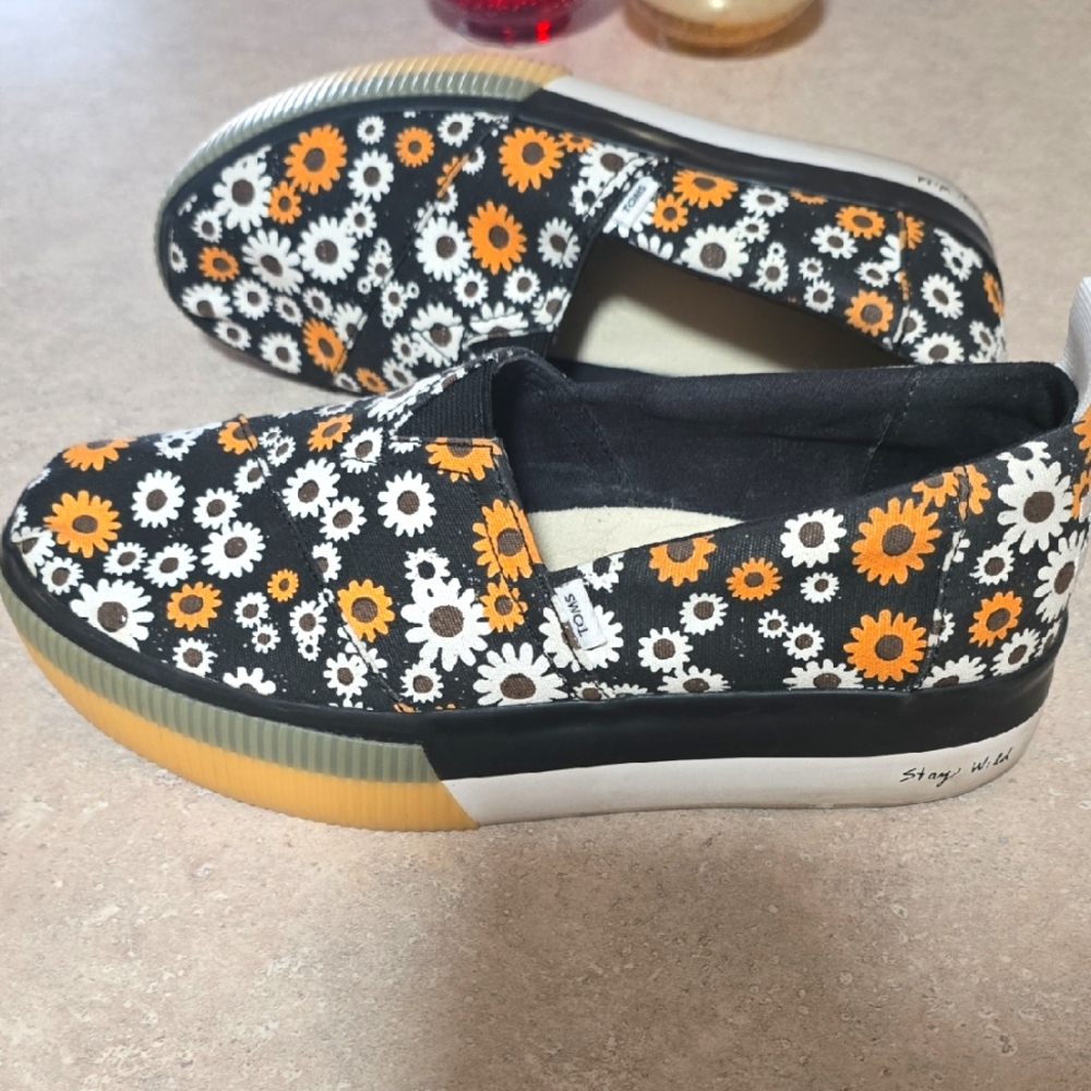 Toms Black and Orange Floral Loafers